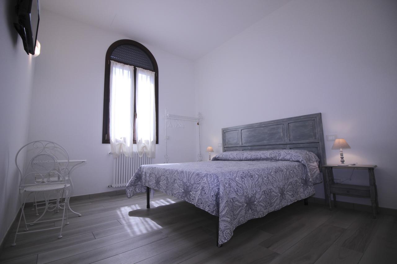 Alloggio I Grifoni Ferrara Dış mekan fotoğraf